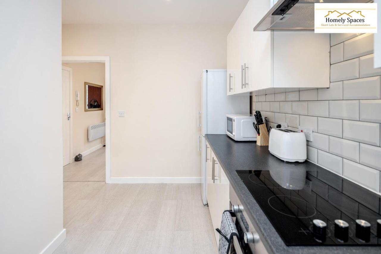 Bedford Hospital Victoria Apartments A And B By Homely Spaces Short Lets & Serviced Accommodation Exterior foto