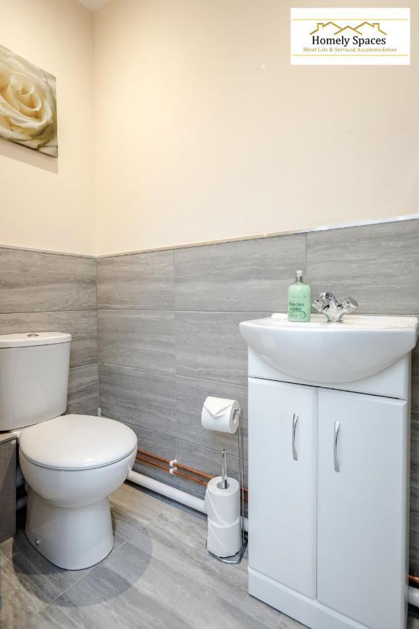 Bedford Hospital Victoria Apartments A And B By Homely Spaces Short Lets & Serviced Accommodation Exterior foto